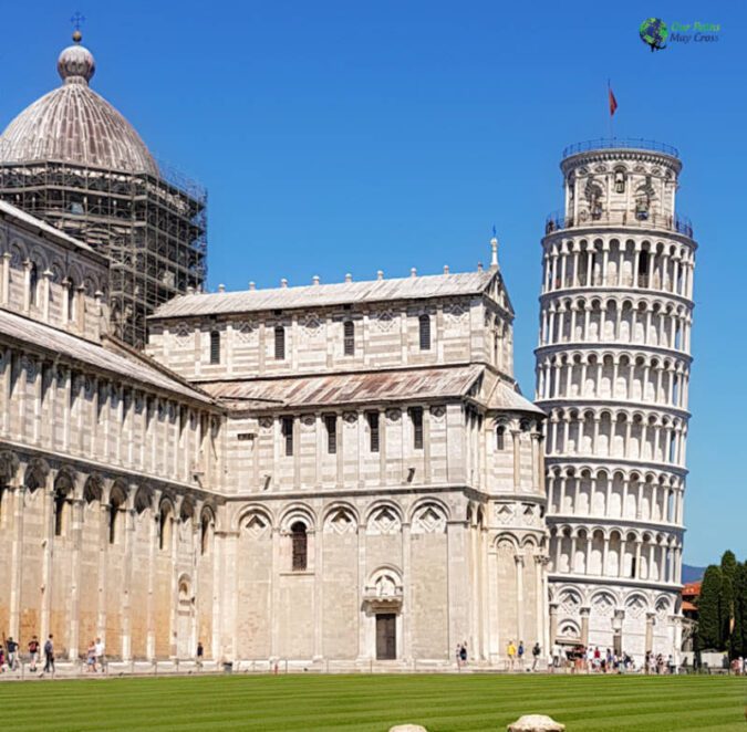 The World Famous leaning tower of Pisa