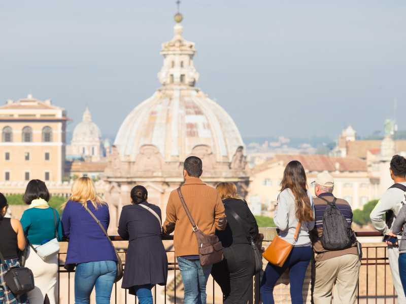 Stress Free Group Travel: Explore With Ease and Connection